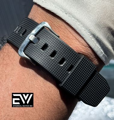 CASIO GSHOCK GM 2100 TITANIUM CASE GRAY DIAL BLACK BELT_img_2