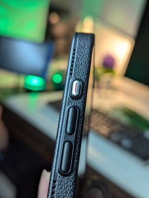 Textured Black Leather Finish Polycarbonate Case_img_3
