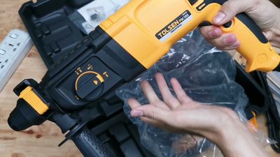 TOLSEN 800w Rotary Hammer Drill SDS-plus 40mm with /Free 5 sds + Bit and Hard case 2.8J Model:79510_img_2