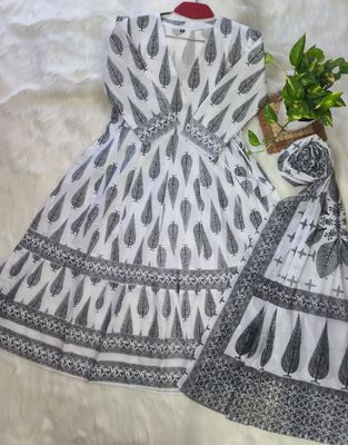 নিউ ব্লক স্কিন প্রিন্টেড পিওর কটন আনারকলি গাউন টু-পিস_img_5