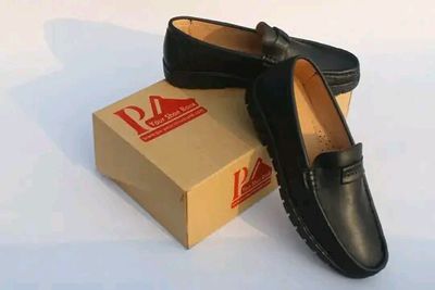 Black Muccasin Loafer (s)_img_0