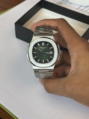 Patek Philippe nautilus deep green dial_img_1