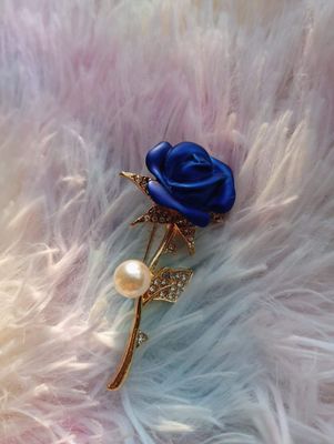 Brooch_img_1
