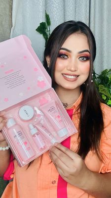 🌸𝐉𝐚𝐩𝐚𝐧 𝐒𝐚𝐤𝐮𝐫𝐚 𝐒𝐤𝐢𝐧 𝐂𝐚𝐫𝐞 𝐂𝐨𝐦𝐛𝐨 𝐒𝐞𝐭🌸_img_0