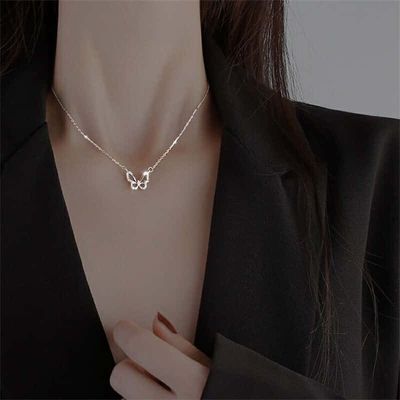 Hollow Crystal Butterfly Necklace_img_0