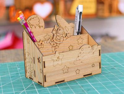 Kid Desk Train Holder_img_0