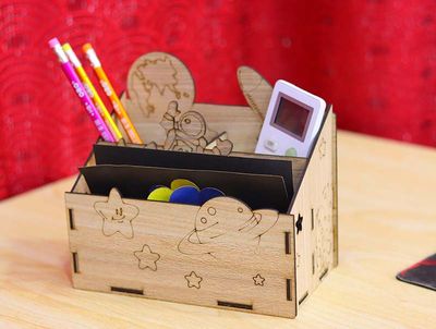 Kid Desk Train Holder_img_1
