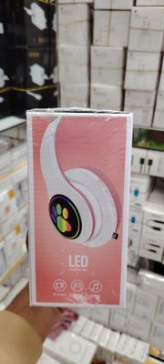 STN-28 Cute Cat Ears Stereo Bass LED Wireless Headphones_img_8