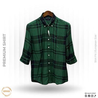 Tommy Hilfiger Men’s Premium Forest Green & Navy Plaid Slim-Fit Shirt
