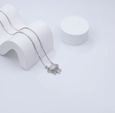 Pretty stone chain. Golden and silver both Available_img_4