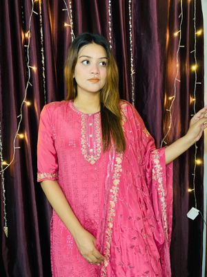 Pakistani Crept Chinon Three Piece_img_0