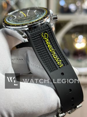 OMEGA SPEEDMASTER CHRONOGRAPH SILICONE BELT GREY DIAL_img_3