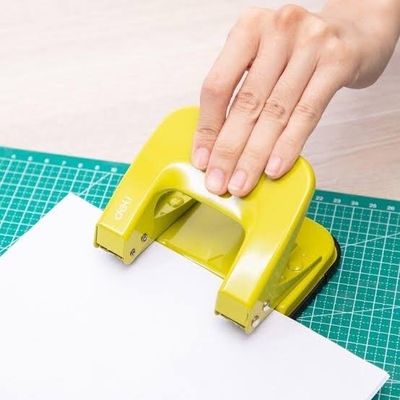 deli Metal Punch 20 Sheets 0137 (Random Color)_img_2