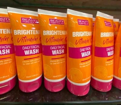 Beauty Formulas Brightening Vitamin C Daily Face Wash_img_1