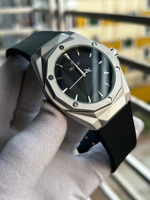 Hublot Orlinski Automatic Titanium Silver Black Dial_img_0