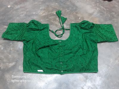 চিকেন থ্রি ঘটি হাঁফ হাতা ব্লাউজ_img_3