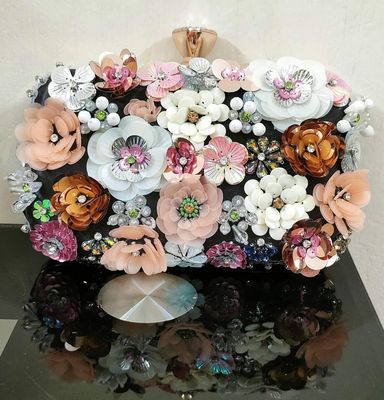 Wedding Purse with Long Chain_img_1