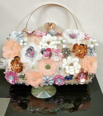 Wedding Purse with Long Chain_img_2