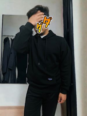 Black raglan sleeve hoodie-tendress_img_4
