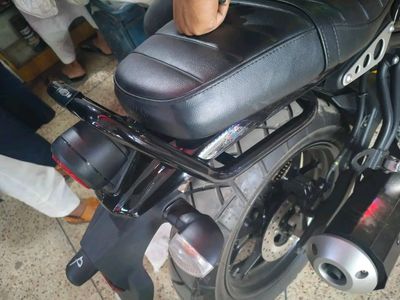 Back Grabril Yamaha XSR 155_img_3