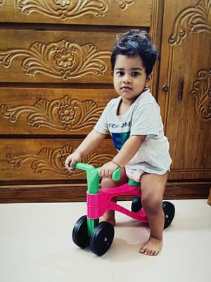 পুরাতন মডেলের বেবি সাইকেল।_img_2