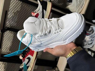 Triple White_img_0