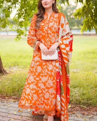 Hyped “Saffron” Three-Piece,_img_2