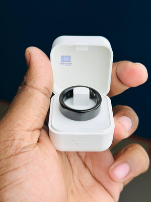 Smart Finger Ring for Fitness Tracking – With Charging Case_img_0
