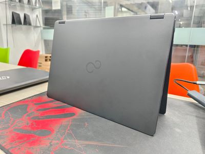 Fujitsu LifeBook U7410 | Core i5 10th Gen | 8GB RAM 256GB SSD | 14.1-inch Display_img_3