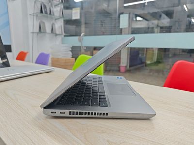 Dell Latitude 5431 | Core i7 12th Gen | 16GB RAM 512GB SSD | 14.1-inch Display_img_4