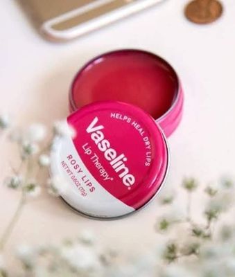 Vaseline lip therapy_img_0