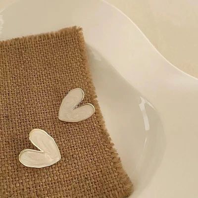 Heart ear stud_img_2