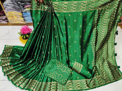 Premium Bodhuya Japani Silk Saree & Panjabi Set_img_4