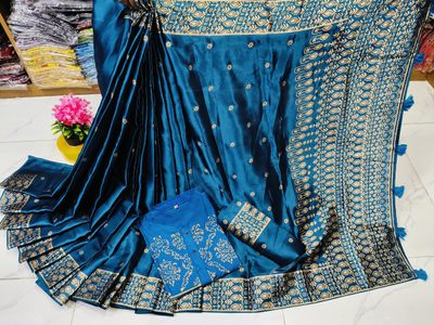 Premium Bodhuya Japani Silk Saree & Panjabi Set_img_7