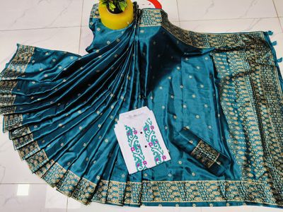 Premium Bodhuya Japani Silk Saree & Panjabi Set_img_20