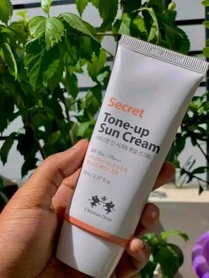 Secret Tone up Korean sunscreen_img_1