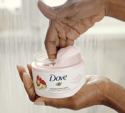 Dove – Exfoliating Body Scrub Pomegranate Seeds & Shea Butter – 225ml_img_1