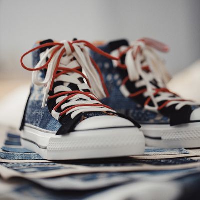 Retro High Top Canvas Sneakers_img_1