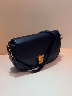 Sleek Crossbody_img_0