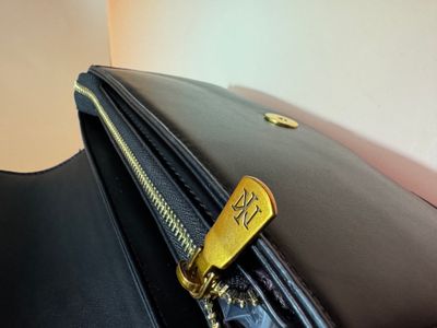 Sleek Crossbody_img_4