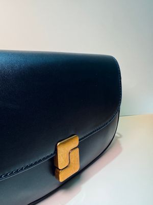 Sleek Crossbody_img_5