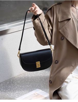 Sleek Crossbody_img_7