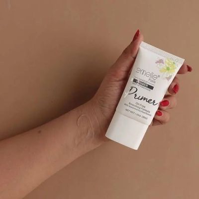 Emelie Paris Oil Free primer_img_3