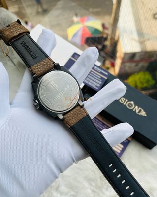 Tubular Square Belt Brown Authentic Watch_img_2