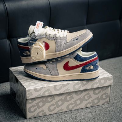 Air Jordan 1 Low x The North Face (1:1)_img_1