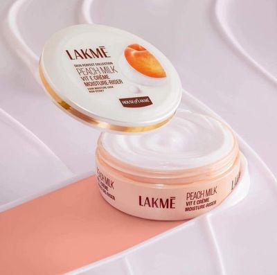 Lakme peache milk moisturizer 50 gm_img_0