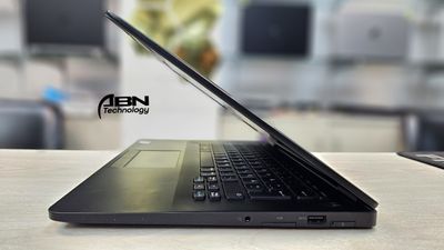 Dell Latitude 7470. Core i5, 6th Gen. 8GB RAM, 256GB SSD. 14.1" Display._img_4