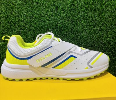 Solmb8  Rabber Spike Cricket Boot_img_3