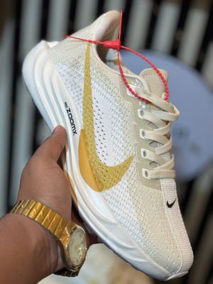 ZoomX Golden_img_2