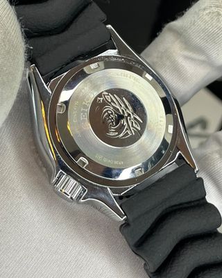 SEIKO SKX | BLACK RED BEZEL | QUARTZ SWEEP MOVEMENT |FREE NATO STRAP (AA)_img_1